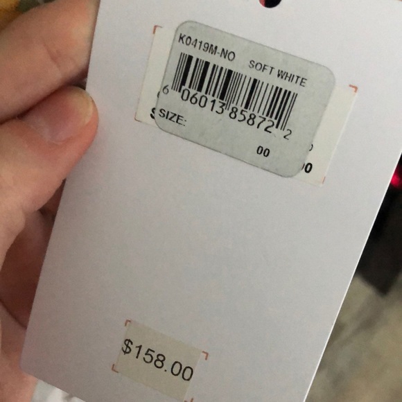 Gal Meets Glam NWT Floral Bow Dress - Picture 10 of 10